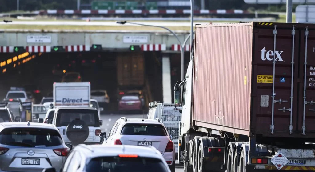 Heavy stop-start traffic on Springvale Road Melbourne causing wear on car brakes